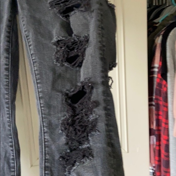 Majorly Distressed Black American Eagle Jeans - Picture 5 of 8